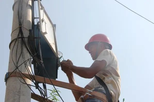 中國廣電重慶公司首次通過全市應(yīng)急廣播系統(tǒng)實(shí)施防空警報(bào)試鳴